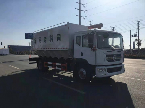 東風(fēng)多利卡D9（10）噸22方國六散裝飼料運(yùn)輸車